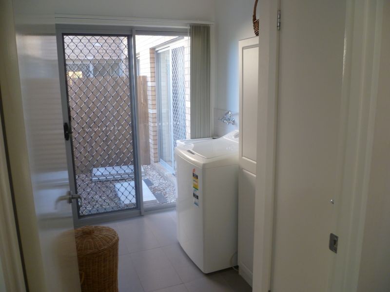 239 Queen Street, Cleveland QLD 4163