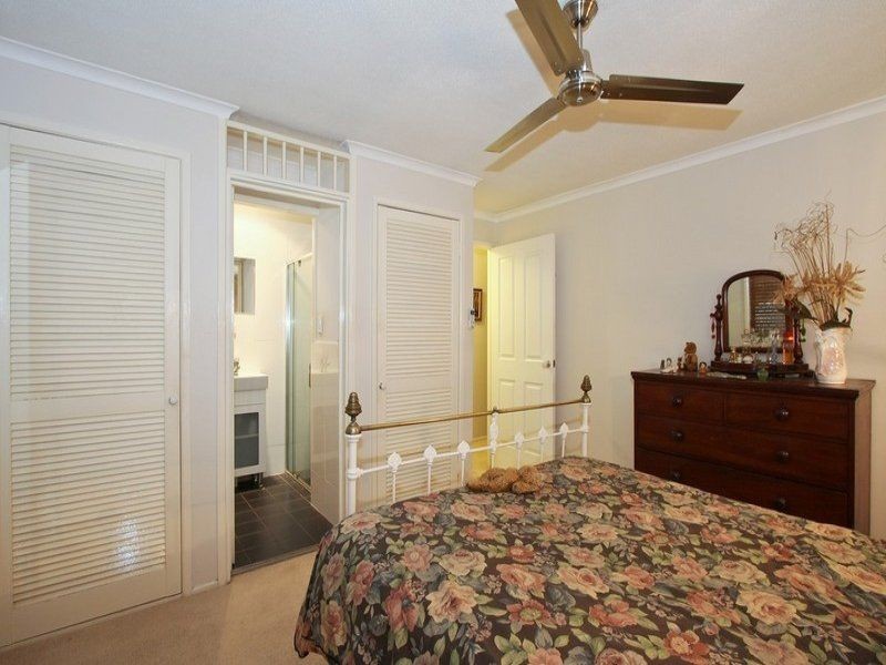 9 Oatberry Crescent, Shailer Park QLD 4128