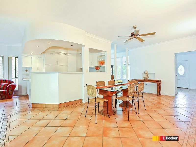 4 Tolson Terrace, Ormiston QLD 4160