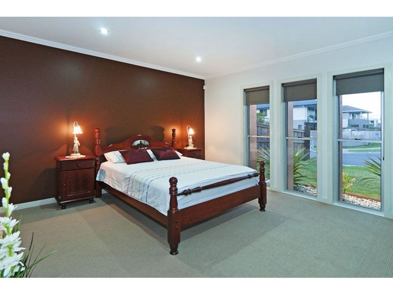 7 Feathertail Place, Wakerley QLD 4154