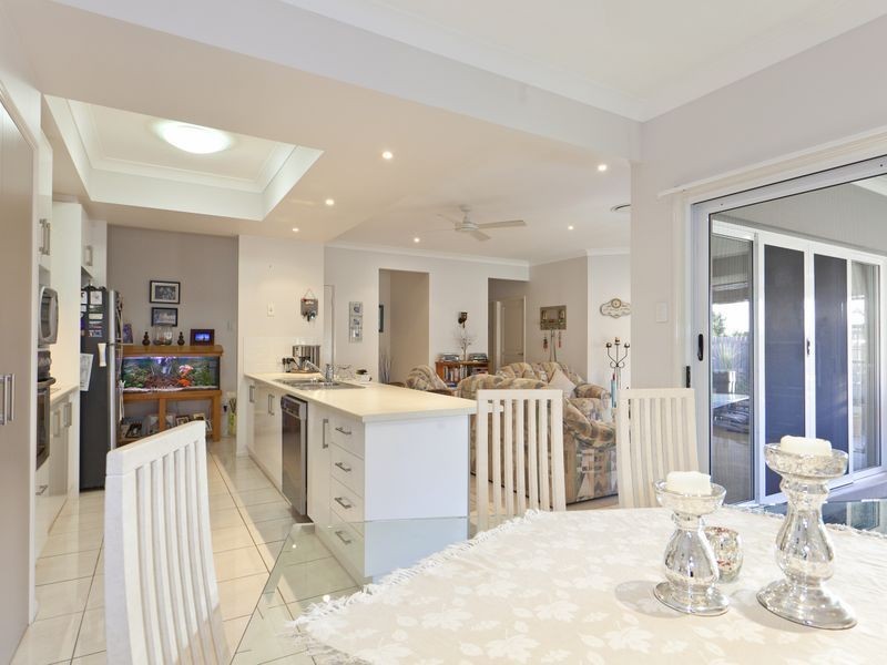 24 Haig Road, Birkdale QLD 4159