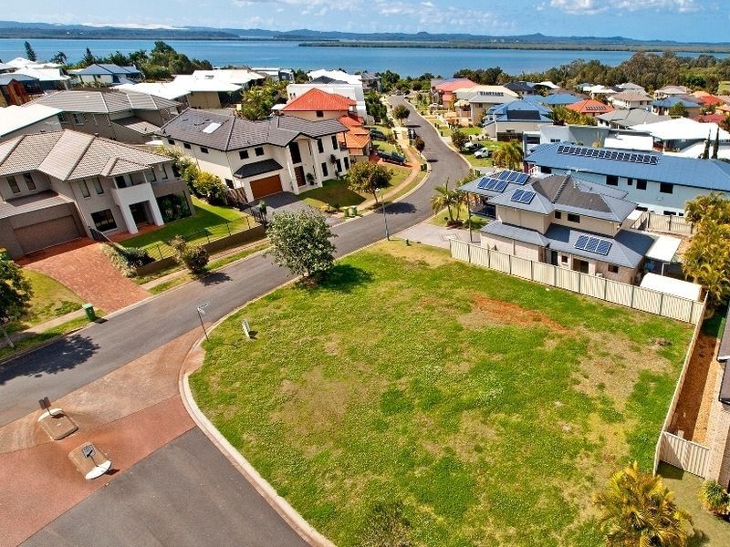 35 Kimbolton Drive, Redland Bay QLD 4165