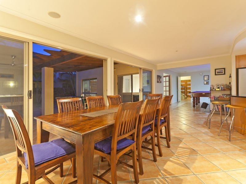 11 Pennant Court, Birkdale QLD 4159