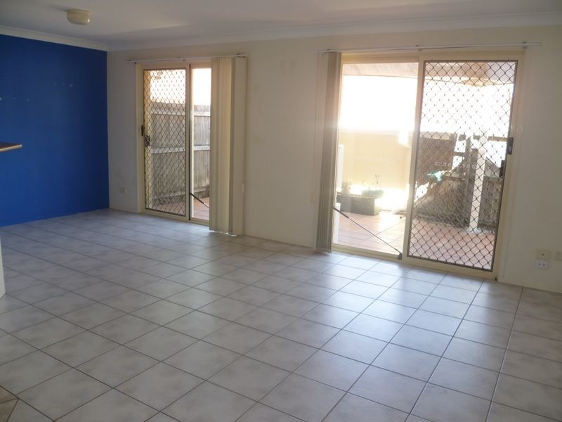 4/4 Bushmead Street, Nerang QLD 4211