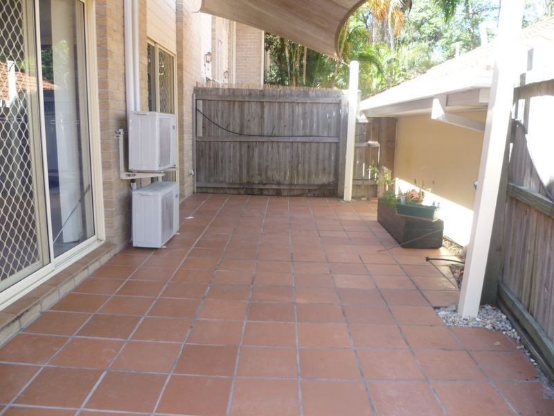 4/4 Bushmead Street, Nerang QLD 4211