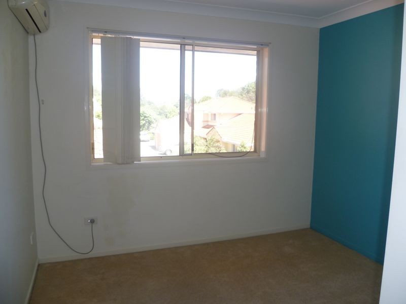 4/4 Bushmead Street, Nerang QLD 4211