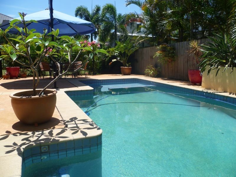 12 Dennison Court, Redland Bay QLD 4165