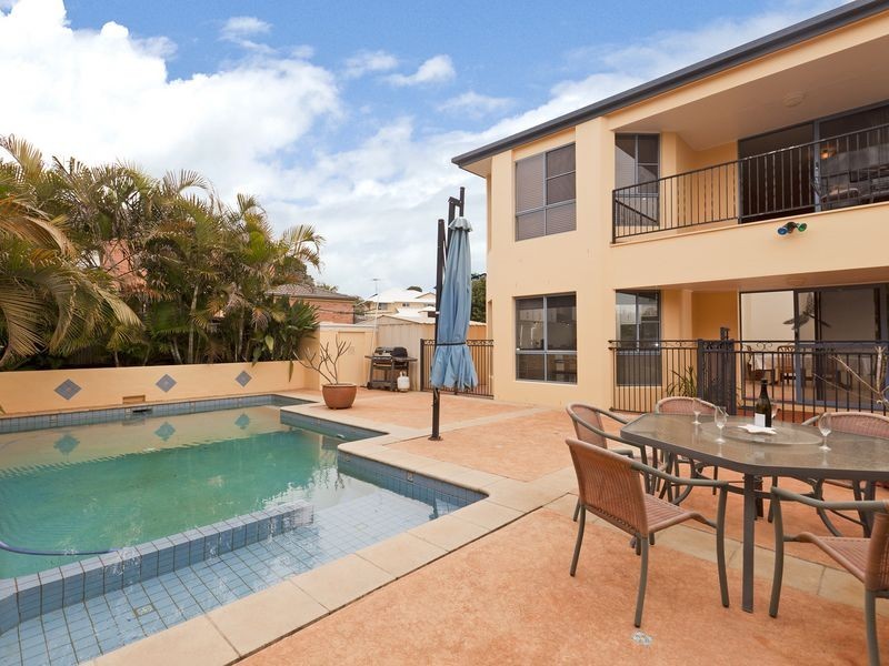 12 Dennison Court, Redland Bay QLD 4165