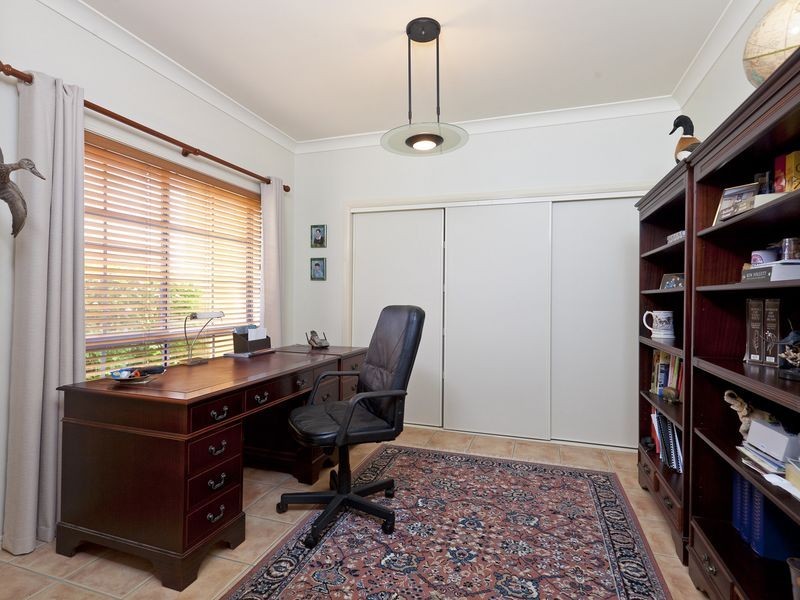 12 Dennison Court, Redland Bay QLD 4165
