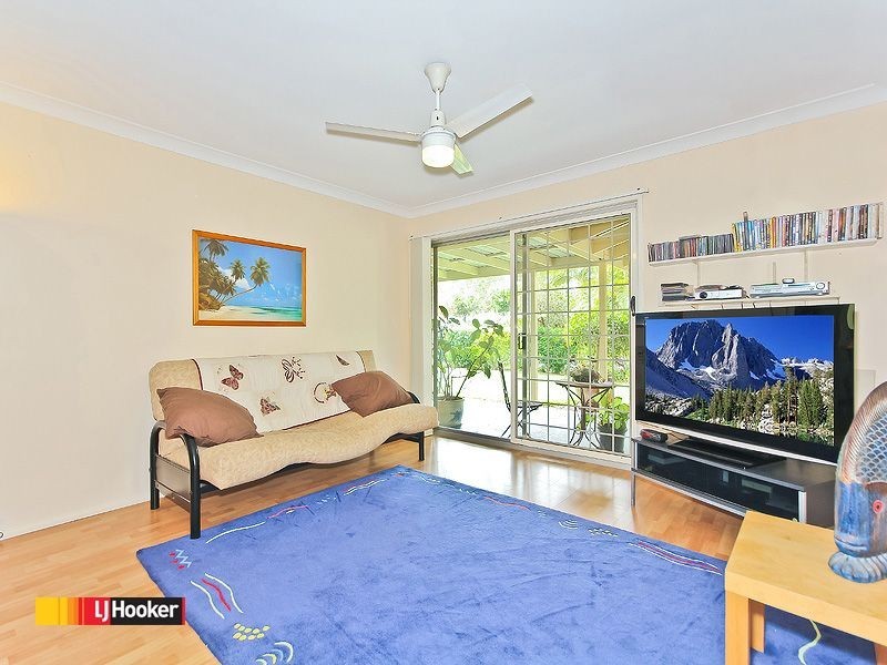 11 Azalea Street, Redland Bay QLD 4165