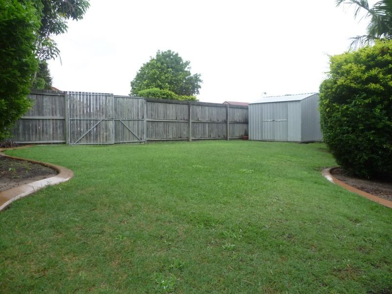 26 Pamela Street, Wynnum West QLD 4178