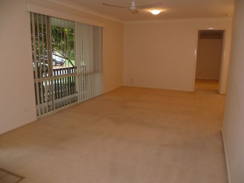 26 Pamela Street, Wynnum West QLD 4178