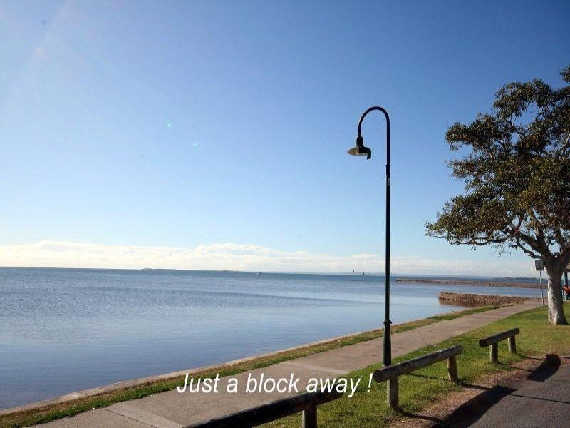 19 Berringar Street, Wynnum QLD 4178