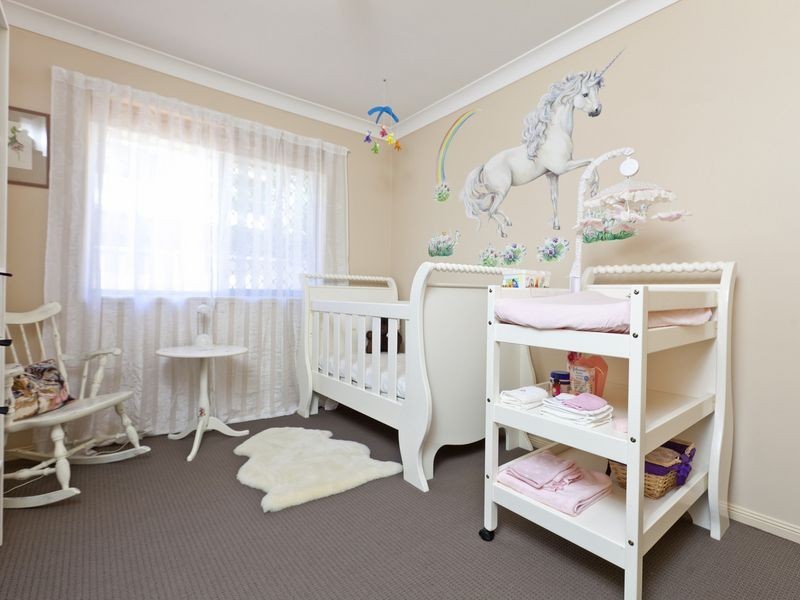 5 Sandra Court, Redland Bay QLD 4165