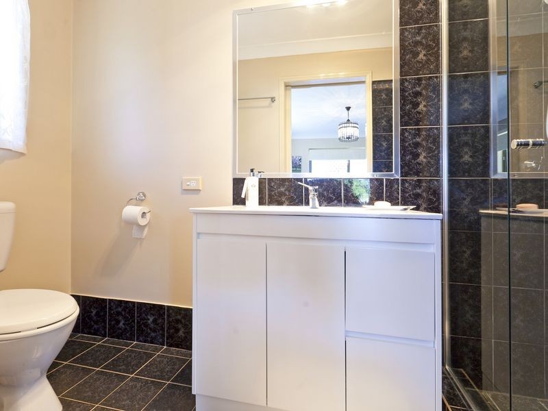 5 Sandra Court, Redland Bay QLD 4165