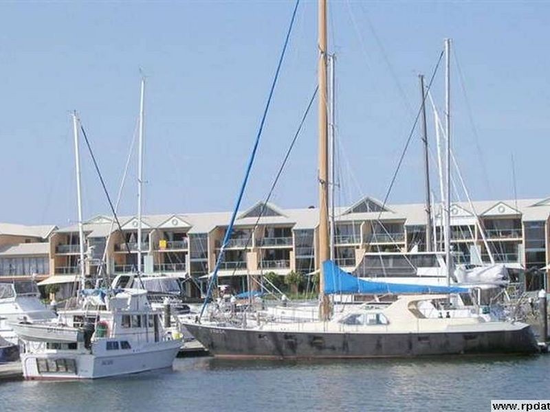 28/20 Masthead Drive, Raby Bay QLD 4163