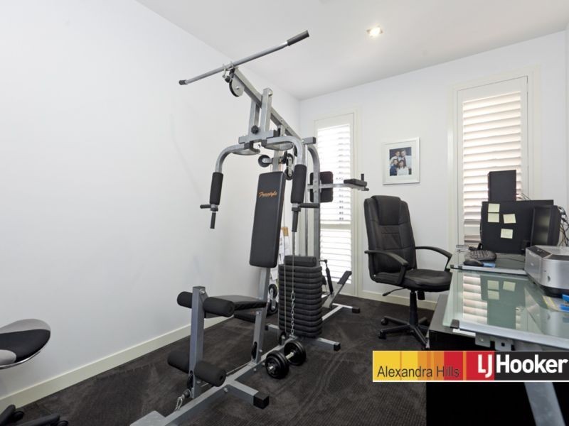 2 Highland Street, Redland Bay QLD 4165