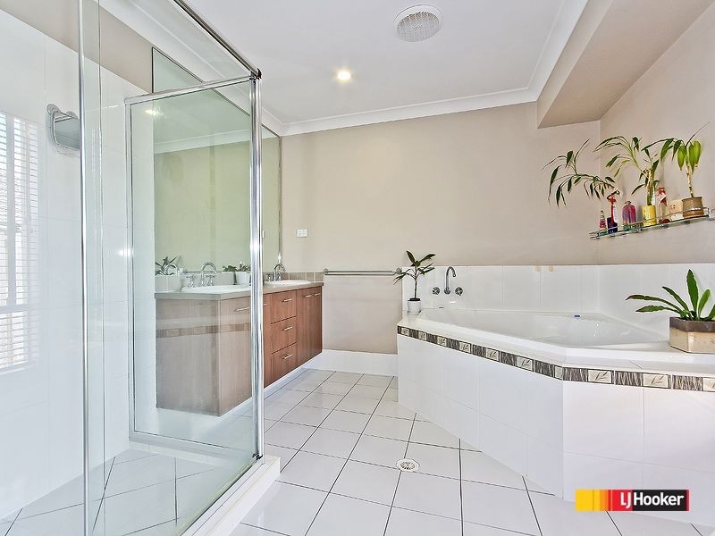 27 Whitby Place, Thornlands QLD 4164