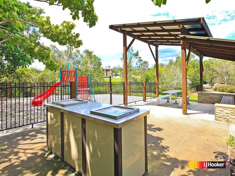 27 Whitby Place, Thornlands QLD 4164