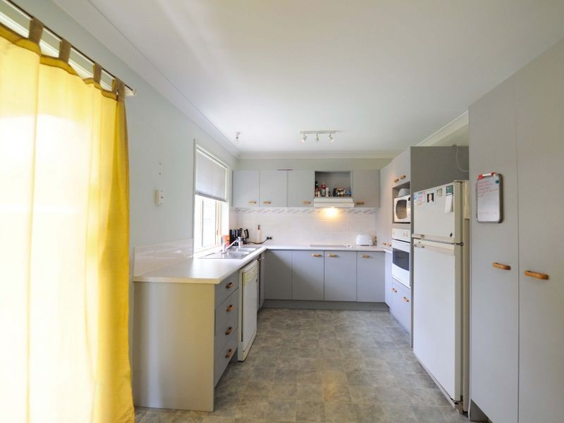 9 Coventry Court, Wellington Point QLD 4160