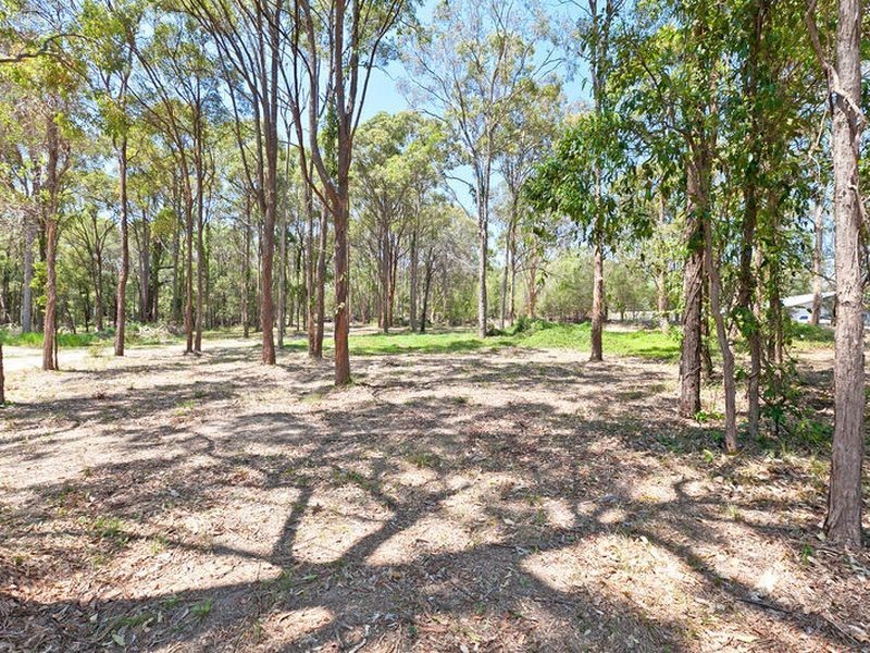 131 Bunker Road, Victoria Point QLD 4165