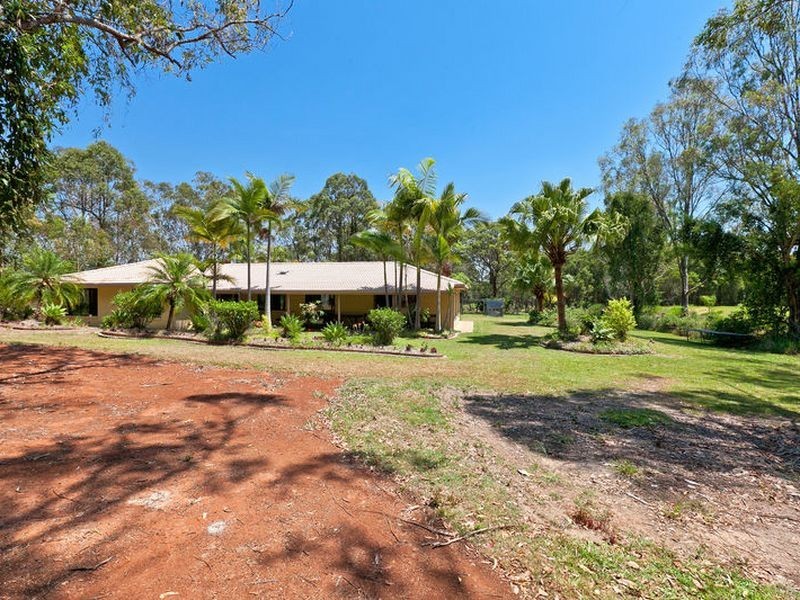 131 Bunker Road, Victoria Point QLD 4165