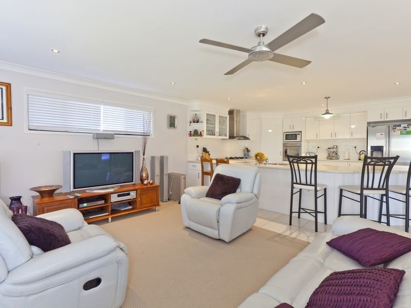 49 Schmidt Street, Victoria Point QLD 4165