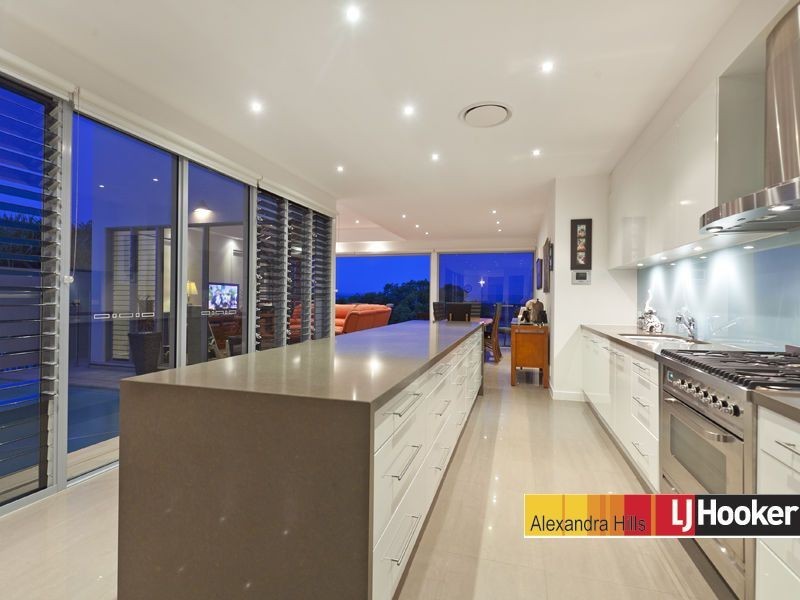 171 Shore Street North, Cleveland QLD 4163