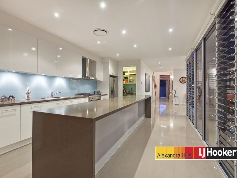 171 Shore Street North, Cleveland QLD 4163