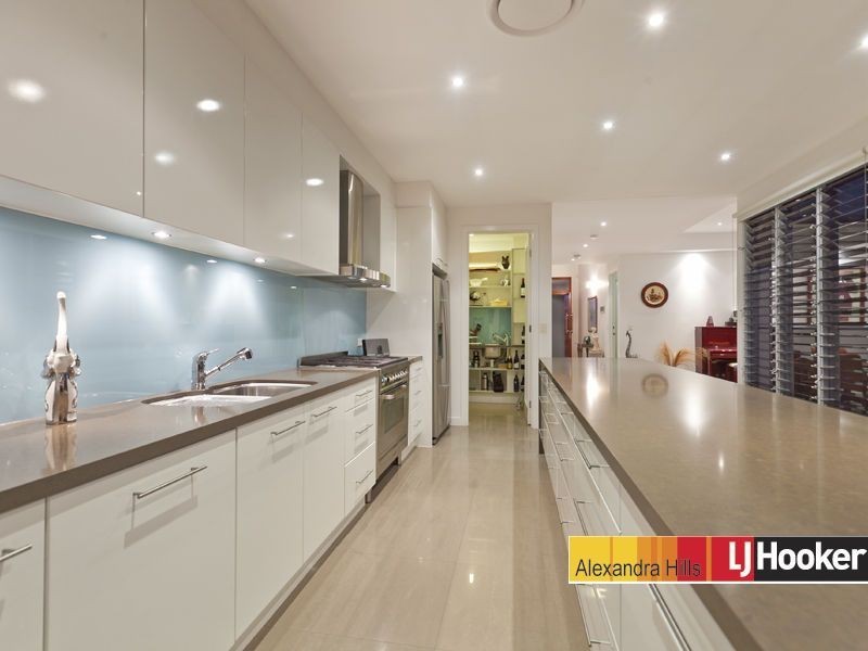 171 Shore Street North, Cleveland QLD 4163