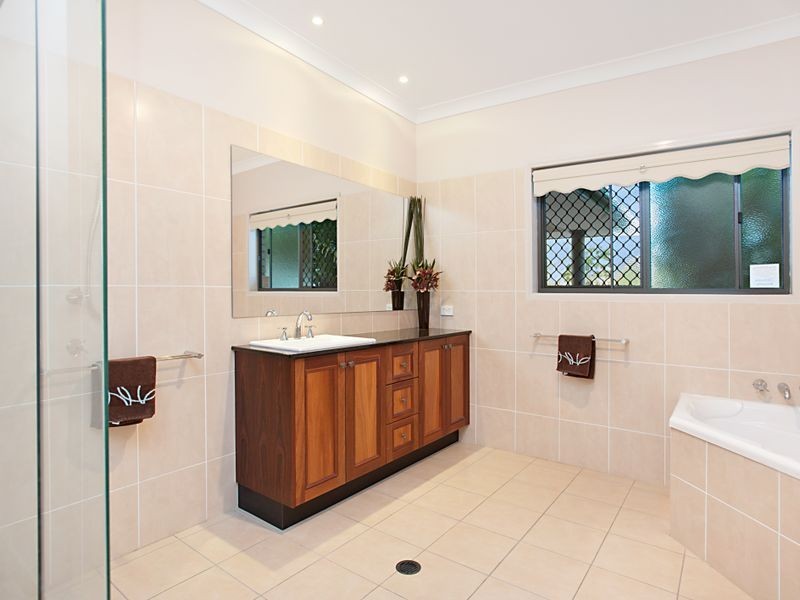 2793 Old Cleveland Road, Chandler QLD 4155