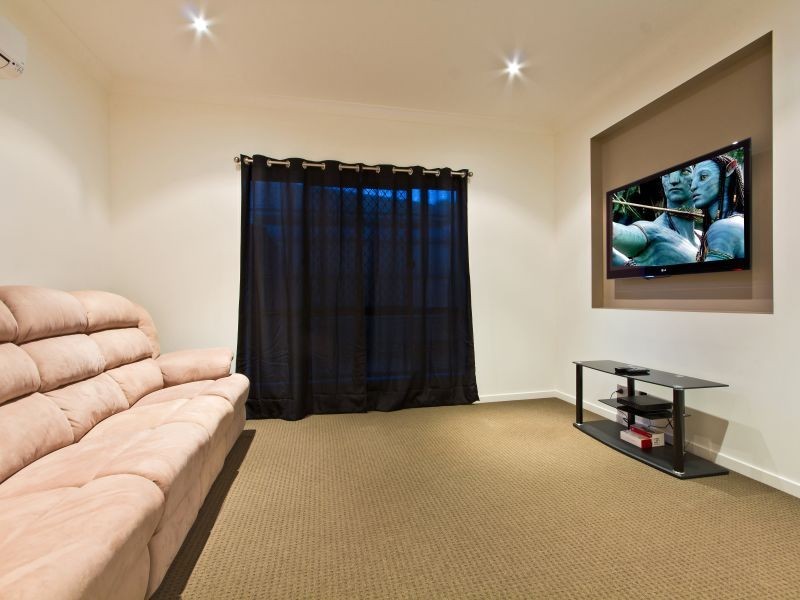 54 Hardy Road, Birkdale QLD 4159