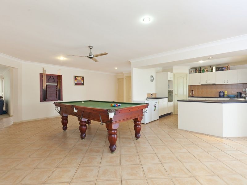 13 Saltwater Place, Redland Bay QLD 4165