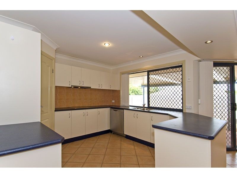 13 Saltwater Place, Redland Bay QLD 4165
