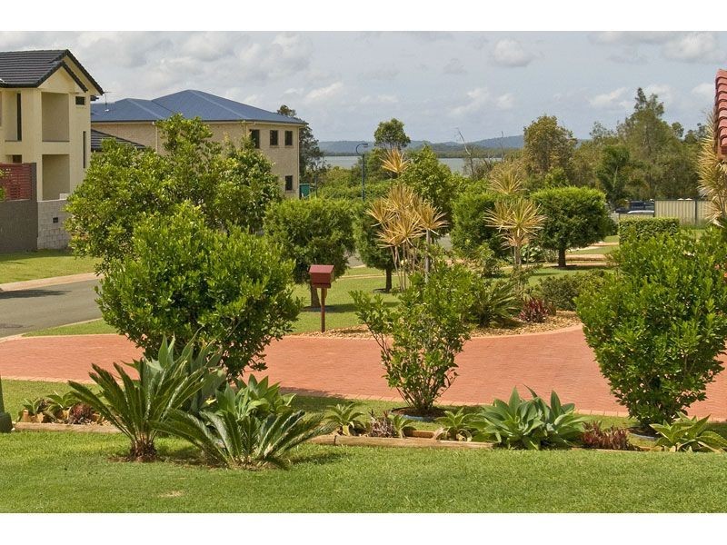 13 Saltwater Place, Redland Bay QLD 4165