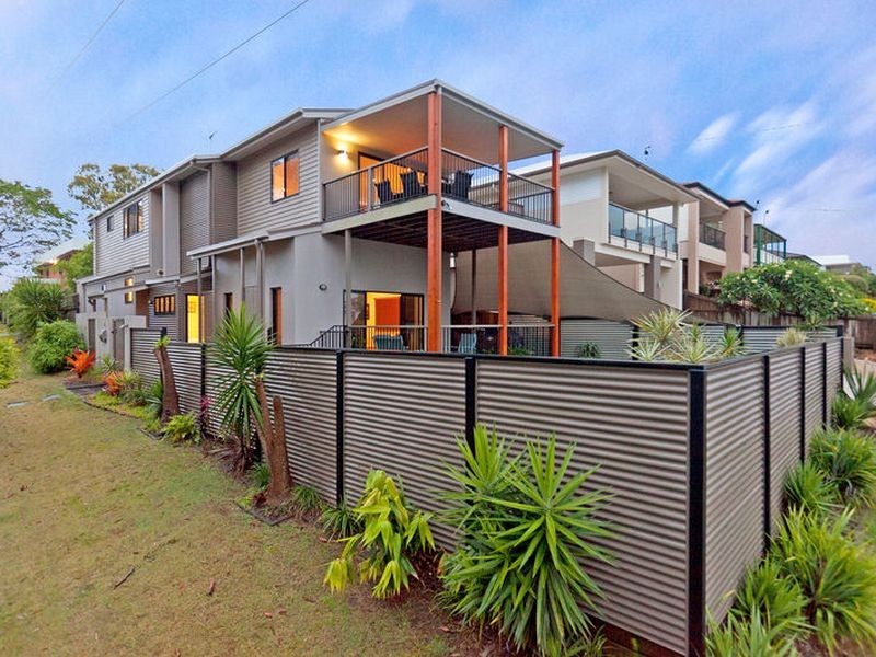 4 Cowley Street, Ormiston QLD 4160