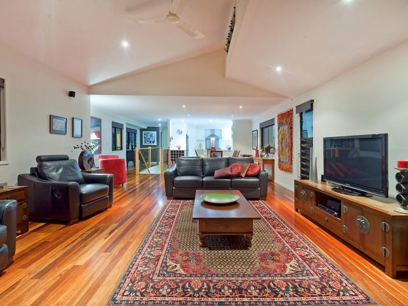 4 Cowley Street, Ormiston QLD 4160