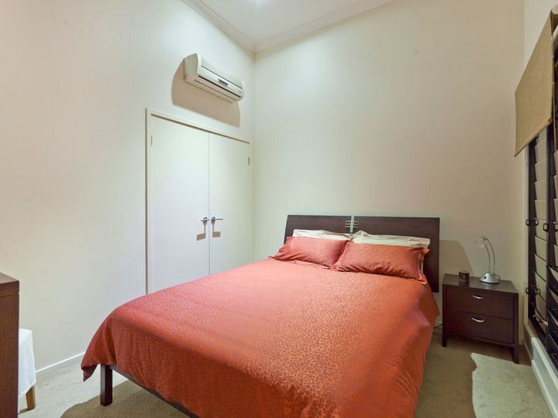 4 Cowley Street, Ormiston QLD 4160