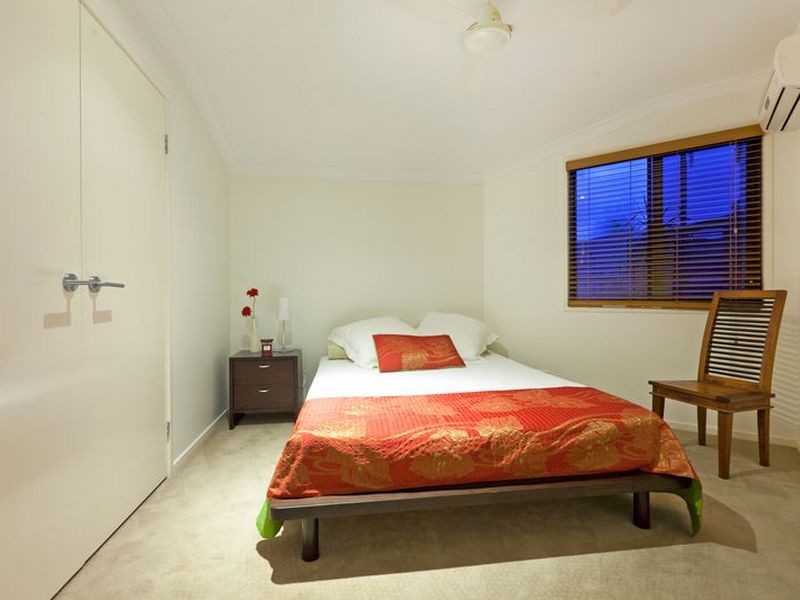 4 Cowley Street, Ormiston QLD 4160