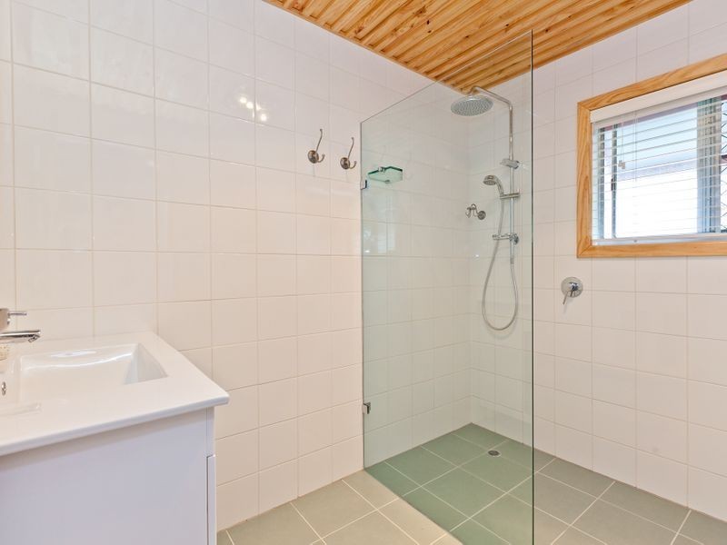 88 Ferry Road, Thorneside QLD 4158
