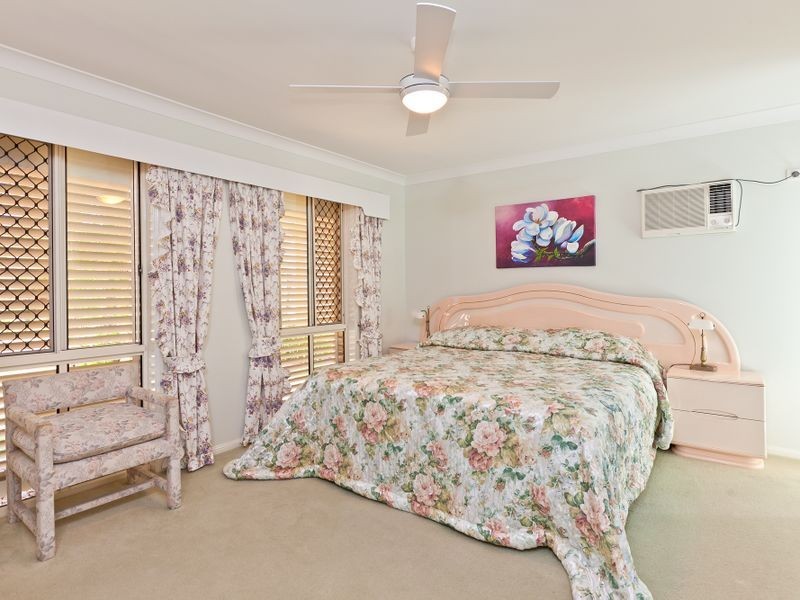 32 Marjorie Buckler Avenue, Redland Bay QLD 4165
