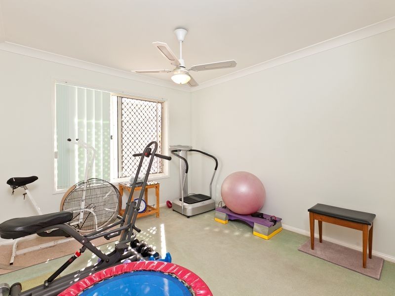 32 Marjorie Buckler Avenue, Redland Bay QLD 4165