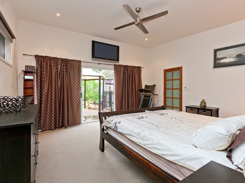 55 Island Street, Cleveland QLD 4163