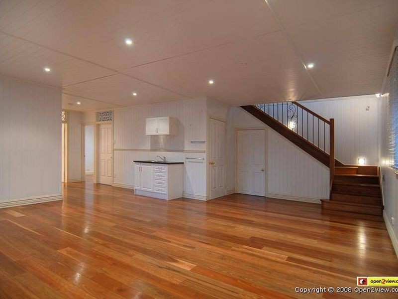 2 Keppell Street, Birkdale QLD 4159