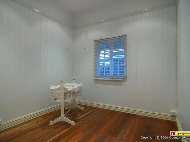 2 Keppell Street, Birkdale QLD 4159