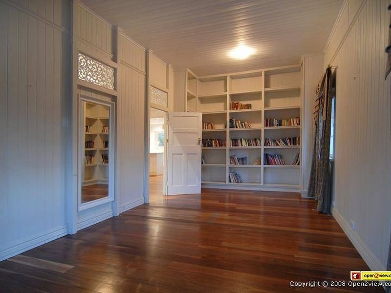 2 Keppell Street, Birkdale QLD 4159