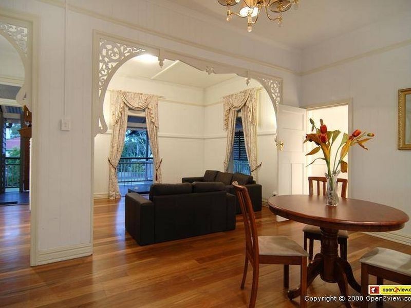 2 Keppell Street, Birkdale QLD 4159