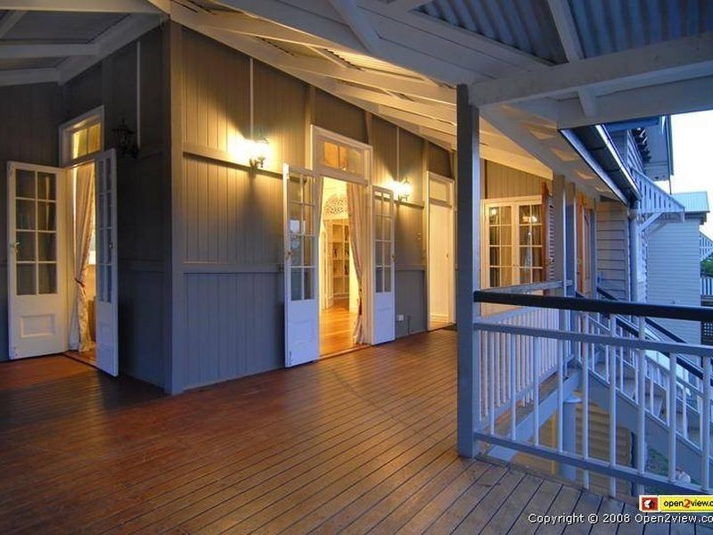 2 Keppell Street, Birkdale QLD 4159