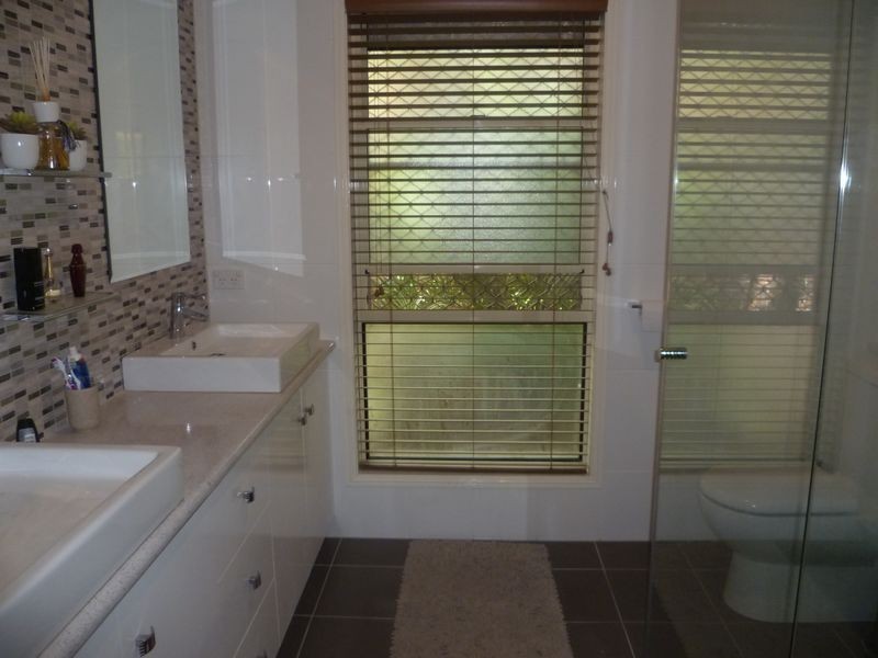 28 Parkwood Street, Capalaba QLD 4157