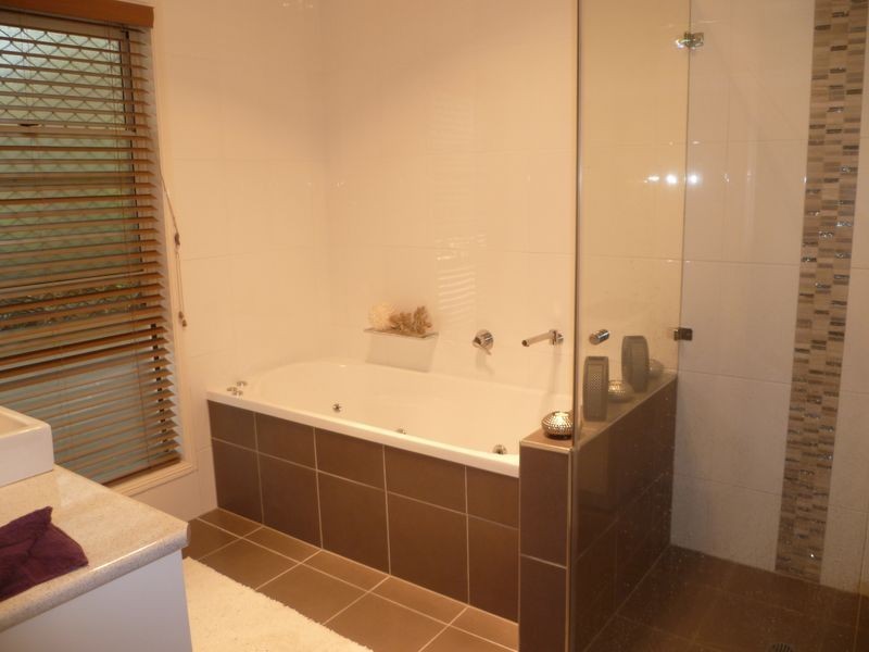 28 Parkwood Street, Capalaba QLD 4157